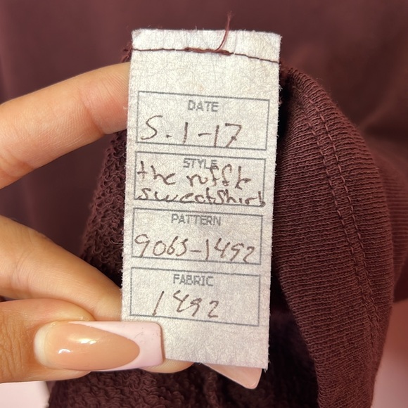 Current Elliott The Ruffle Sweatshirt Cabernet. Size 3/L - Picture 7 of 10